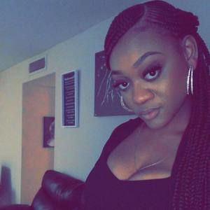 Meet your Posher, Candis